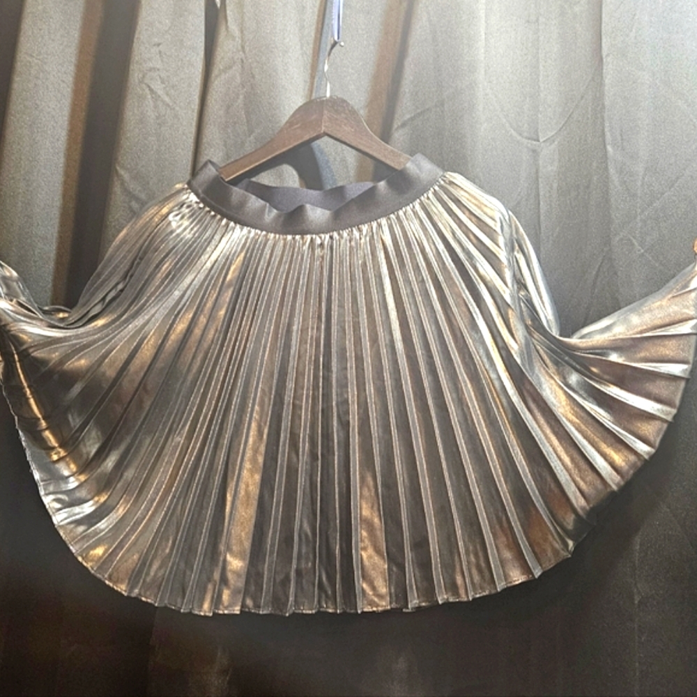 Express Shiny Light Weight Summer mini pleated Skirt Size XS